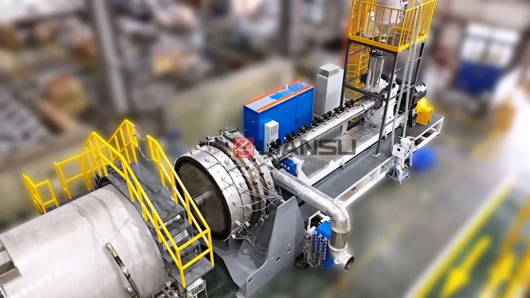 hdpe pipe extruder machine 2.jpg